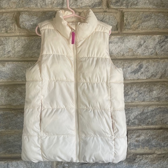 Old Navy Girls Frost Free Puffer Vest Size M/8 Color Cream - Picture 1 of 8